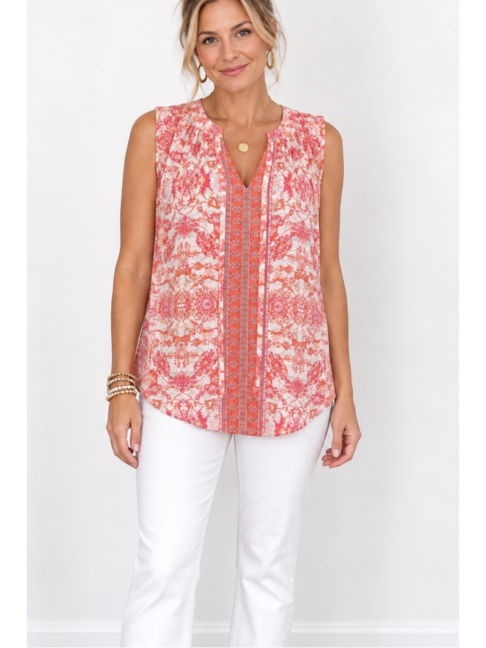 Violet & Claire Beautiful coral and white sleeveless blouse, size Medium